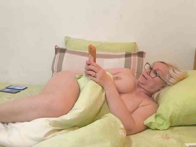 VikaOnline webcam