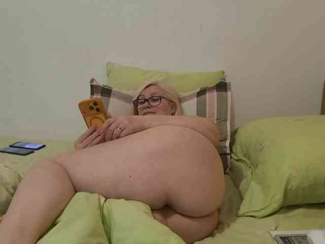LadyFay Live Webcam on BongaCams