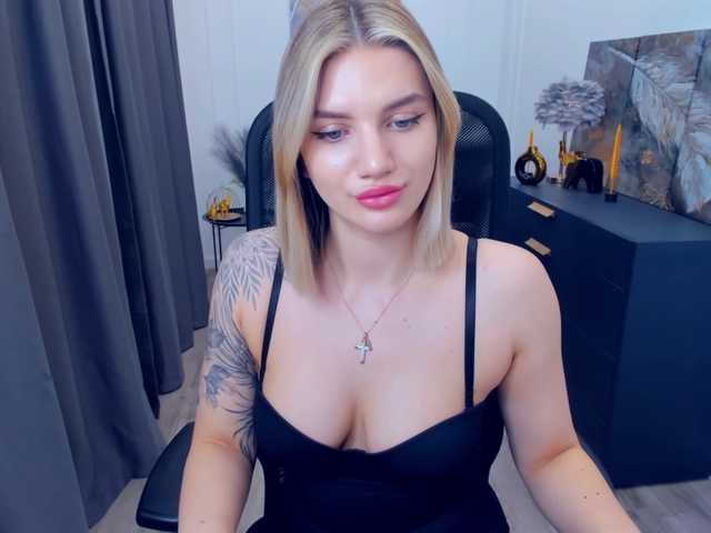 SelenaMoonlight's BongaCams show and profile