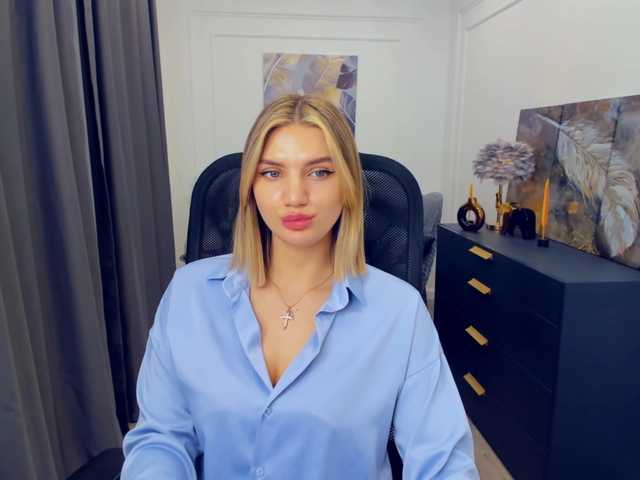 SelenaMoonlight's BongaCams show and profile