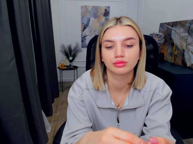 SelenaMoonlight's BongaCams show and profile