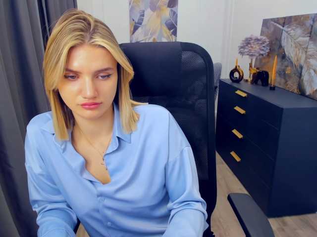 SelenaMoonlight's BongaCams show and profile