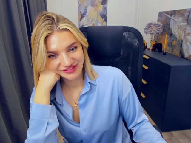 SelenaMoonlight's BongaCams show and profile