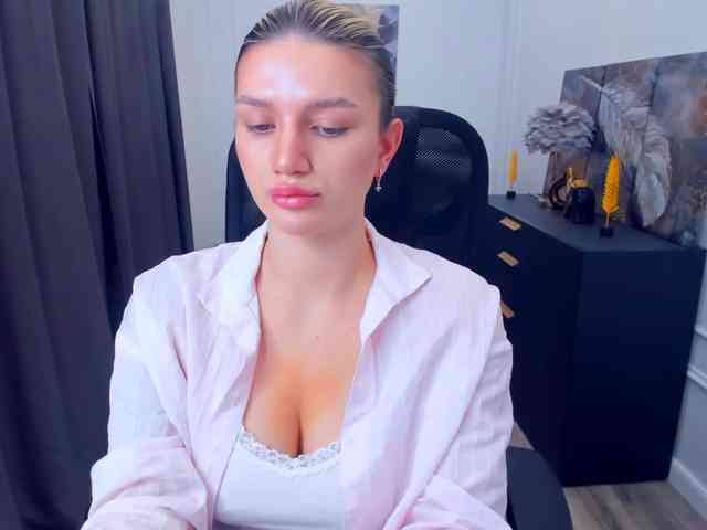 SelenaMoonlight webcam