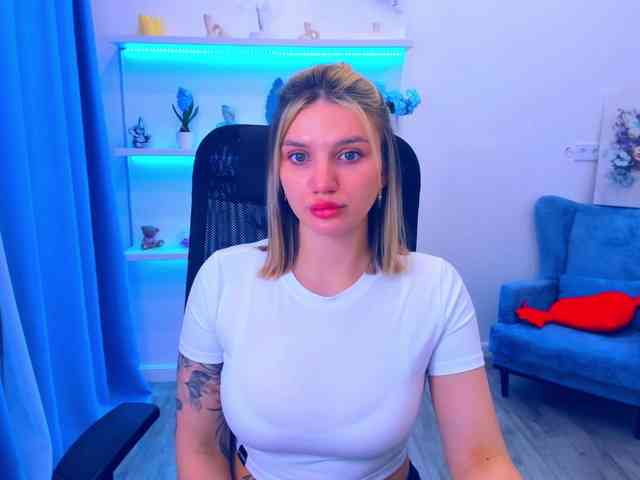 SelenaMoonlight webcam