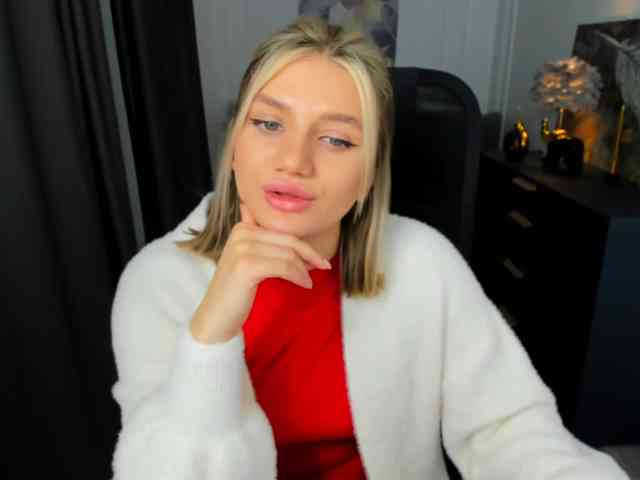 SelenaMoonlight webcam