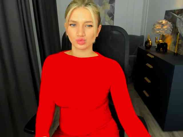 SelenaMoonlight webcam