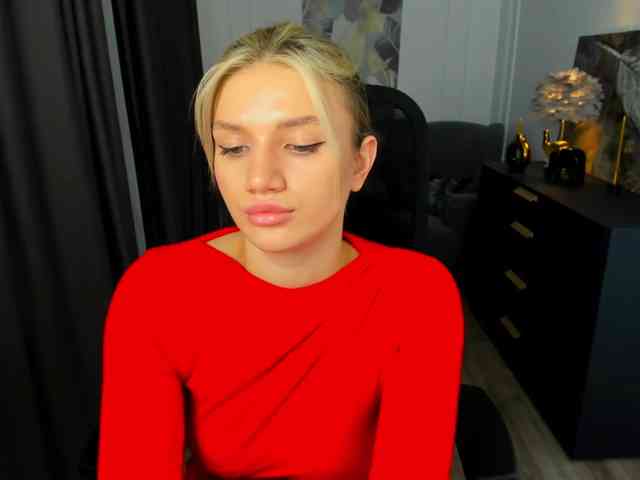 SelenaMoonlight webcam