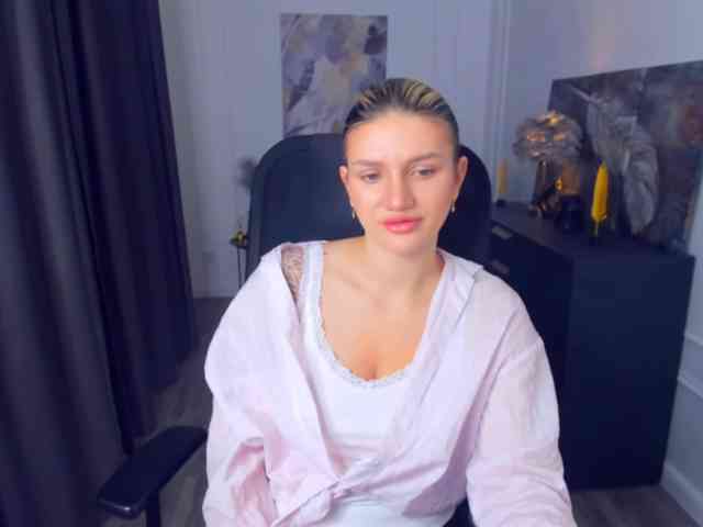 SelenaMoonlight webcam