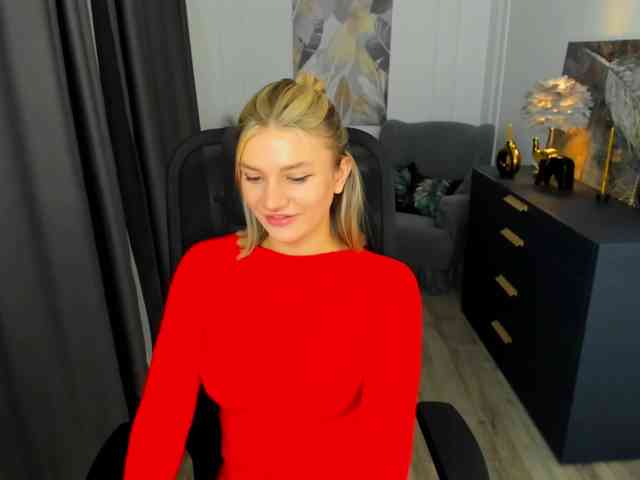 SelenaMoonlight webcam