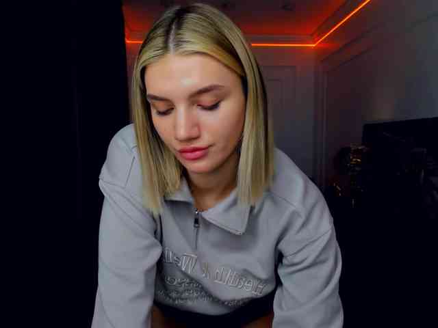 SelenaMoonlight webcam