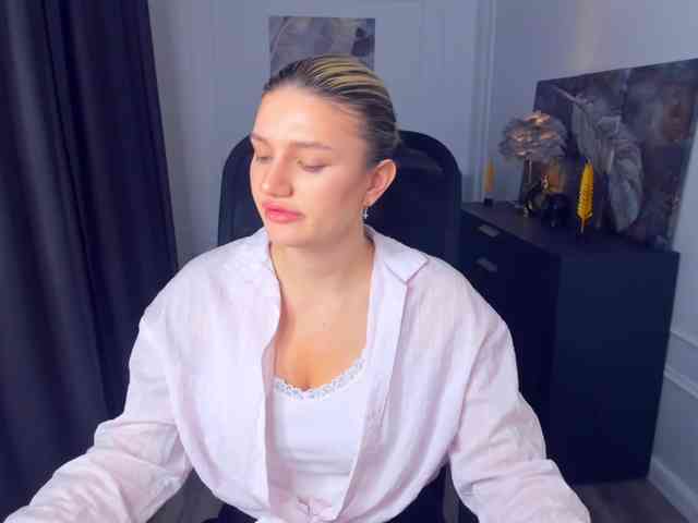 SelenaMoonlight webcam