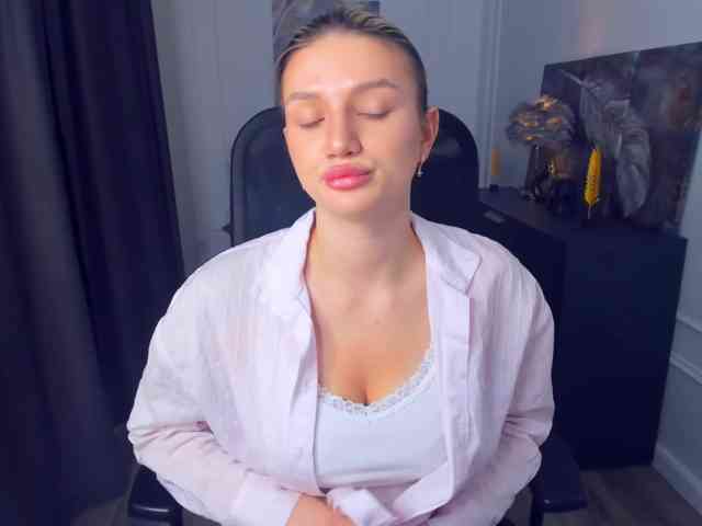 SelenaMoonlight webcam
