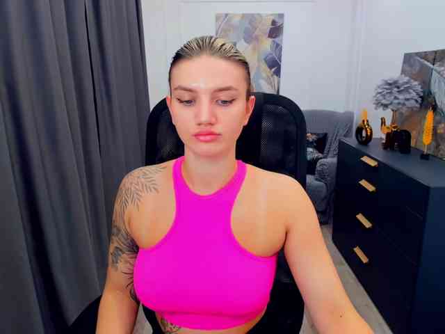 SelenaMoonlight webcam