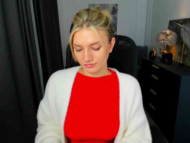 SelenaMoonlight webcam