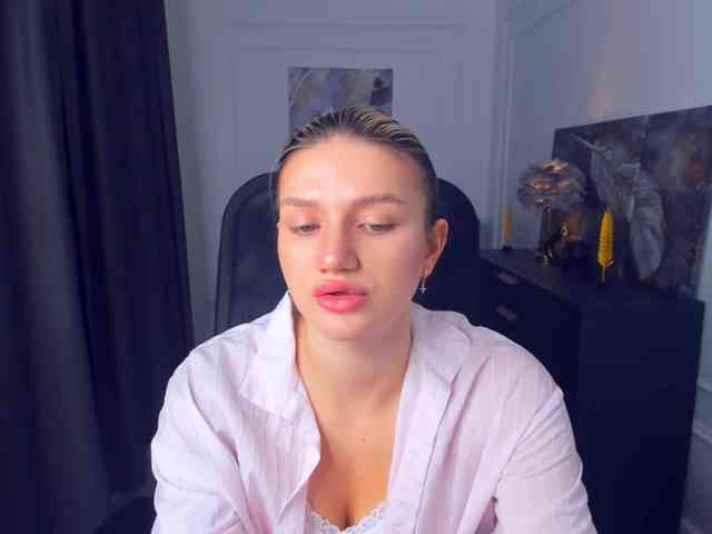 SelenaMoonlight webcam