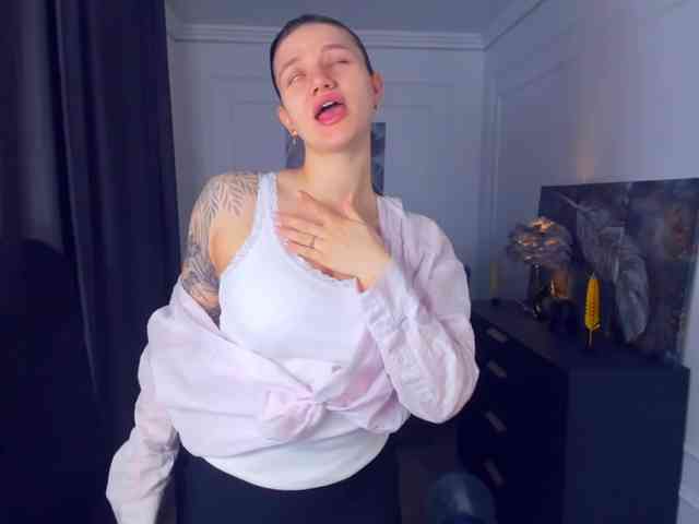 SelenaMoonlight webcam
