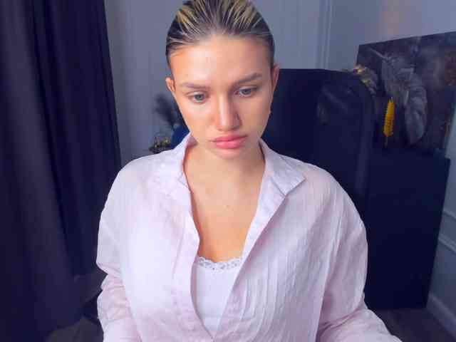 SelenaMoonlight webcam