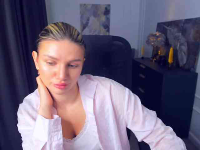 SelenaMoonlight webcam