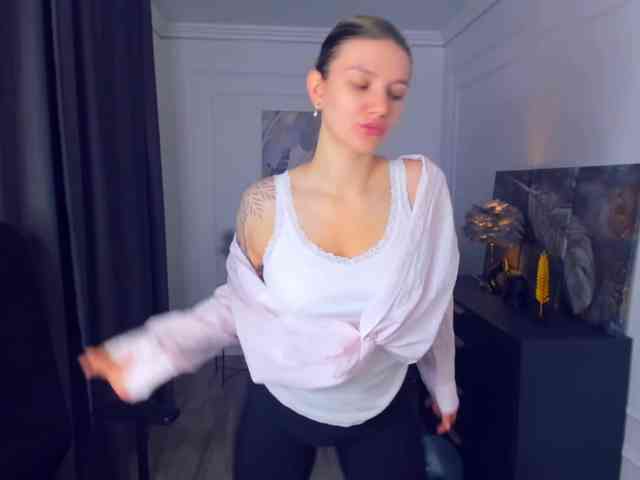 SelenaMoonlight webcam