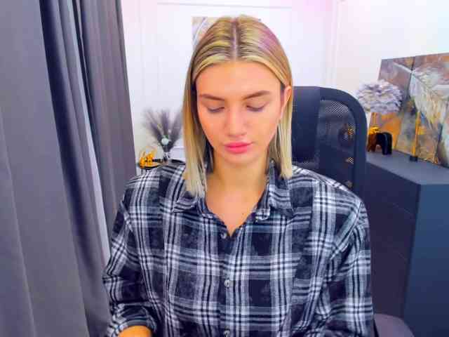 SelenaMoonlight webcam