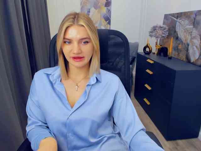 SelenaMoonlight webcam