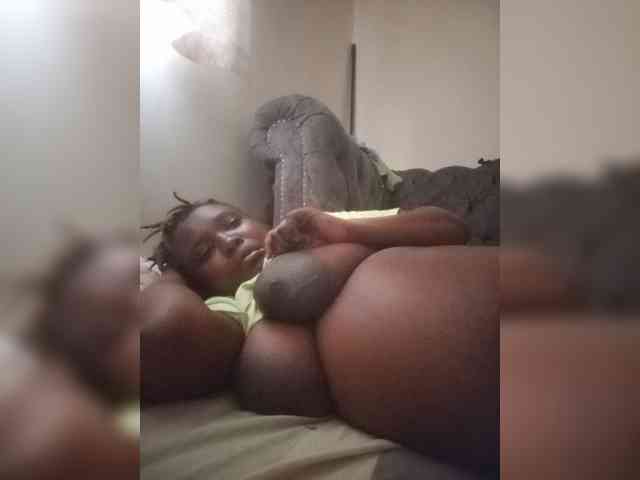Squirtty webcam
