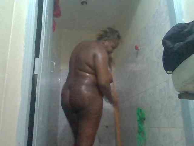 Squirtty webcam