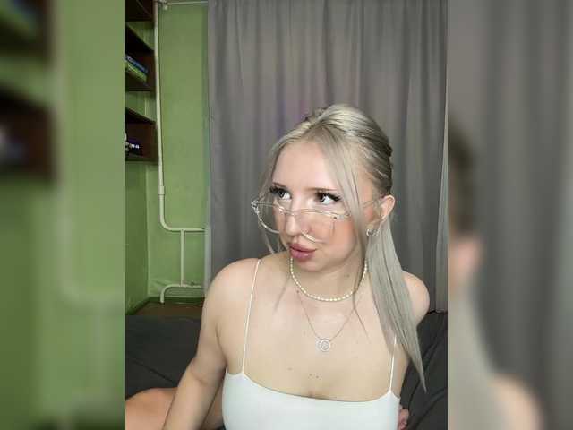 Nice-rats02's BongaCams show and profile