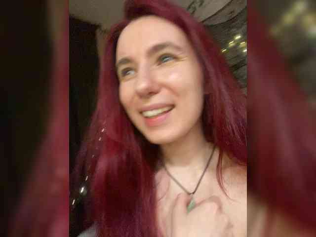 SelinaXylia webcam