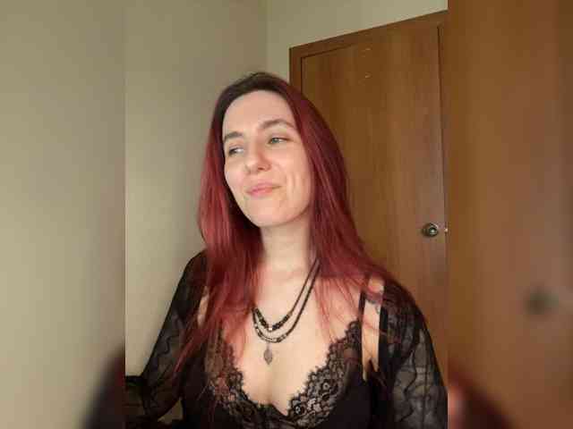 SelinaXylia webcam