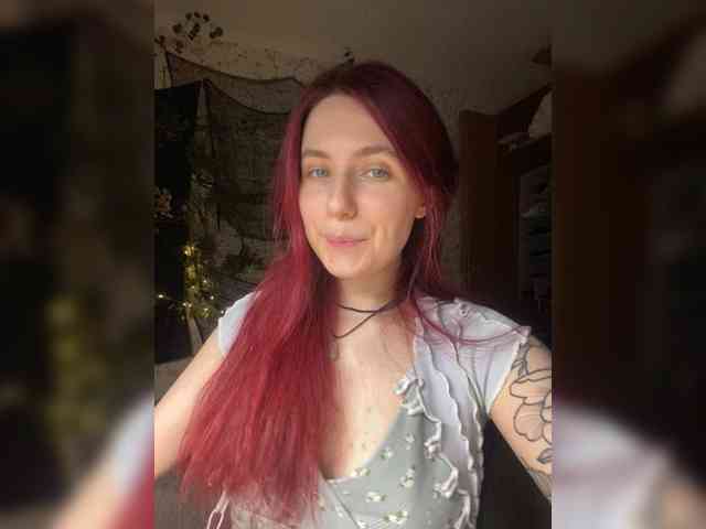 SelinaXylia webcam