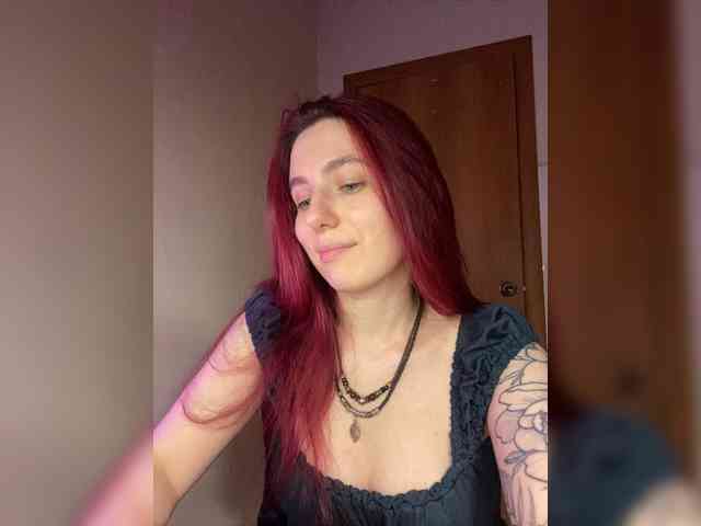 SelinaXylia webcam
