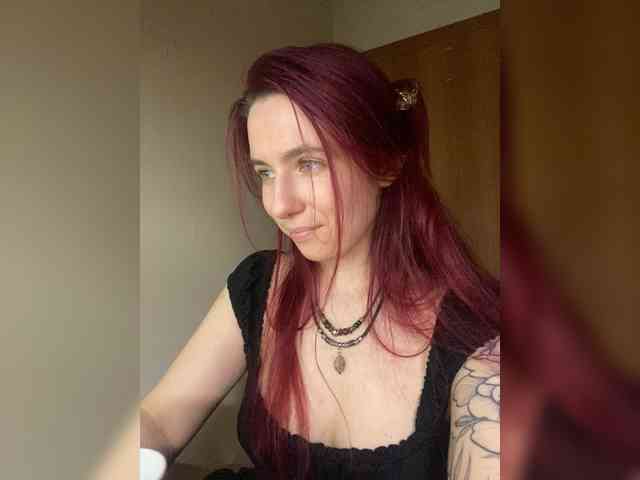 SelinaXylia webcam
