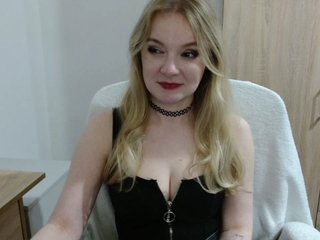 AlmaNatural Porn Show