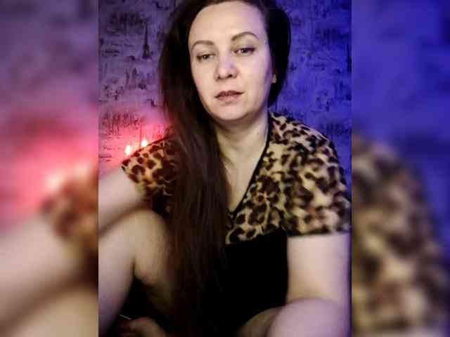 Karelochka Live Webcam on BongaCams