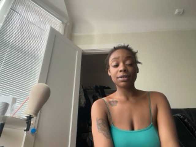 DelightfulDark live cam on BongaCams
