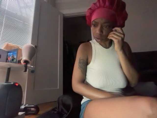 DelightfulDark live cam