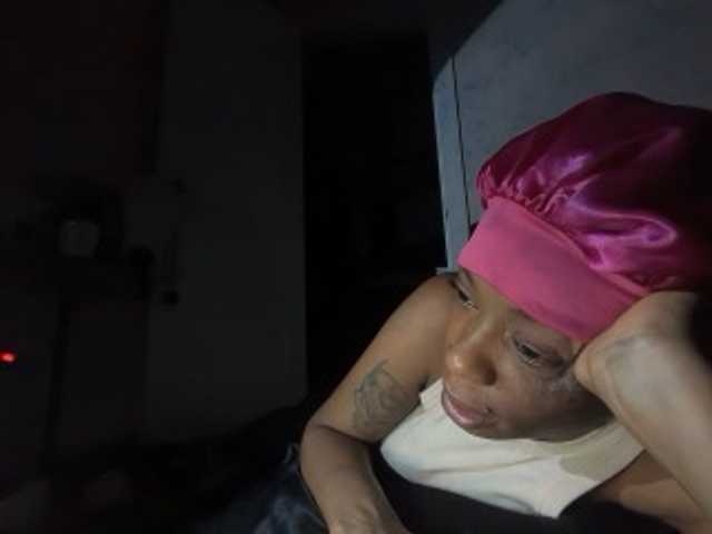 DelightfulDark live cam
