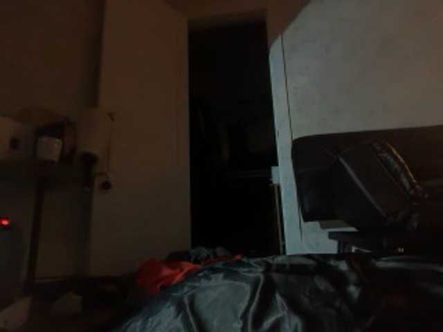 DelightfulDark live cam
