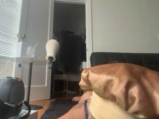 DelightfulDark live cam on BongaCams