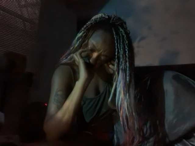 DelightfulDark, live now on BongaCams