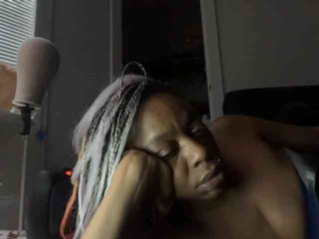DelightfulDark webcam