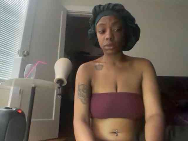 DelightfulDark webcam