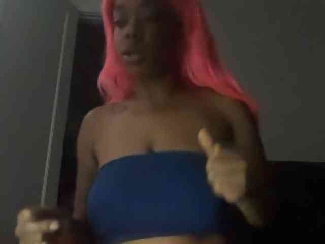 DelightfulDark webcam
