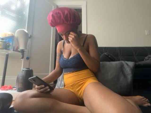 DelightfulDark webcam