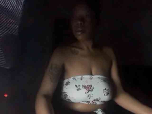 DelightfulDark webcam