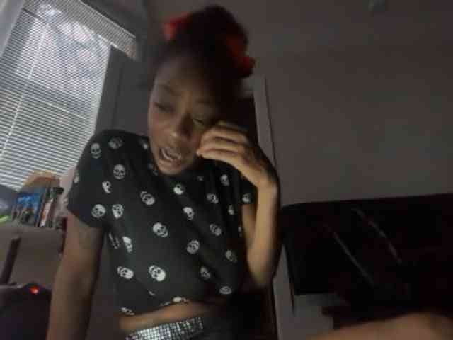 DelightfulDark webcam