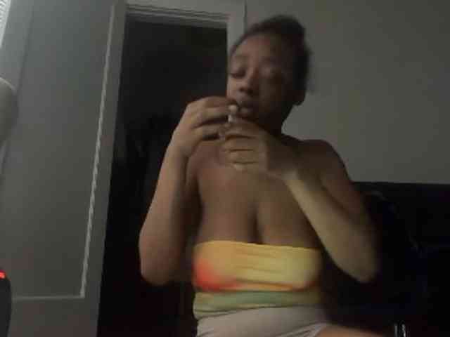 DelightfulDark webcam
