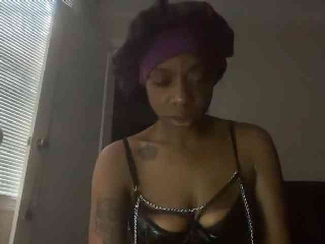 DelightfulDark webcam